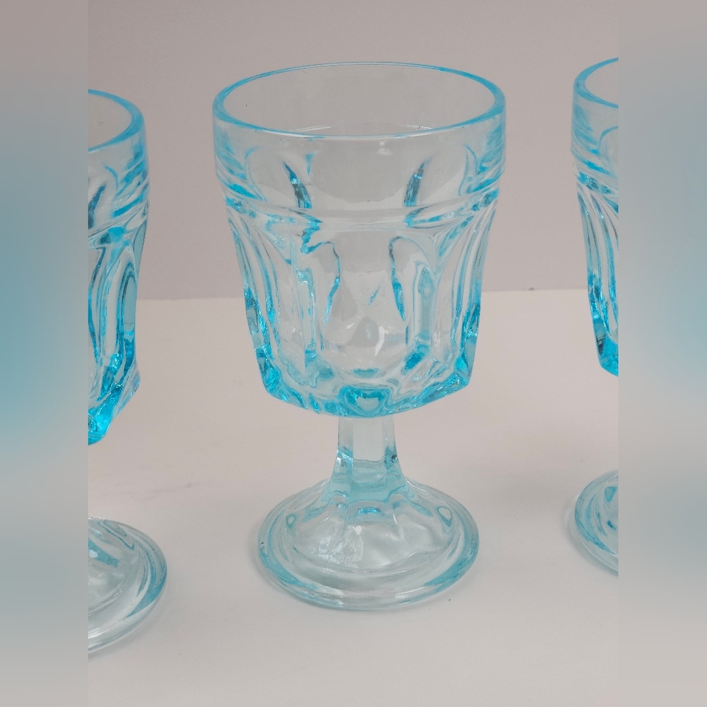 Anchor Hocking Fairfield Sky Blue Glass Water Goblets 5 Inch Stemware MCM - Picture 6 of 10